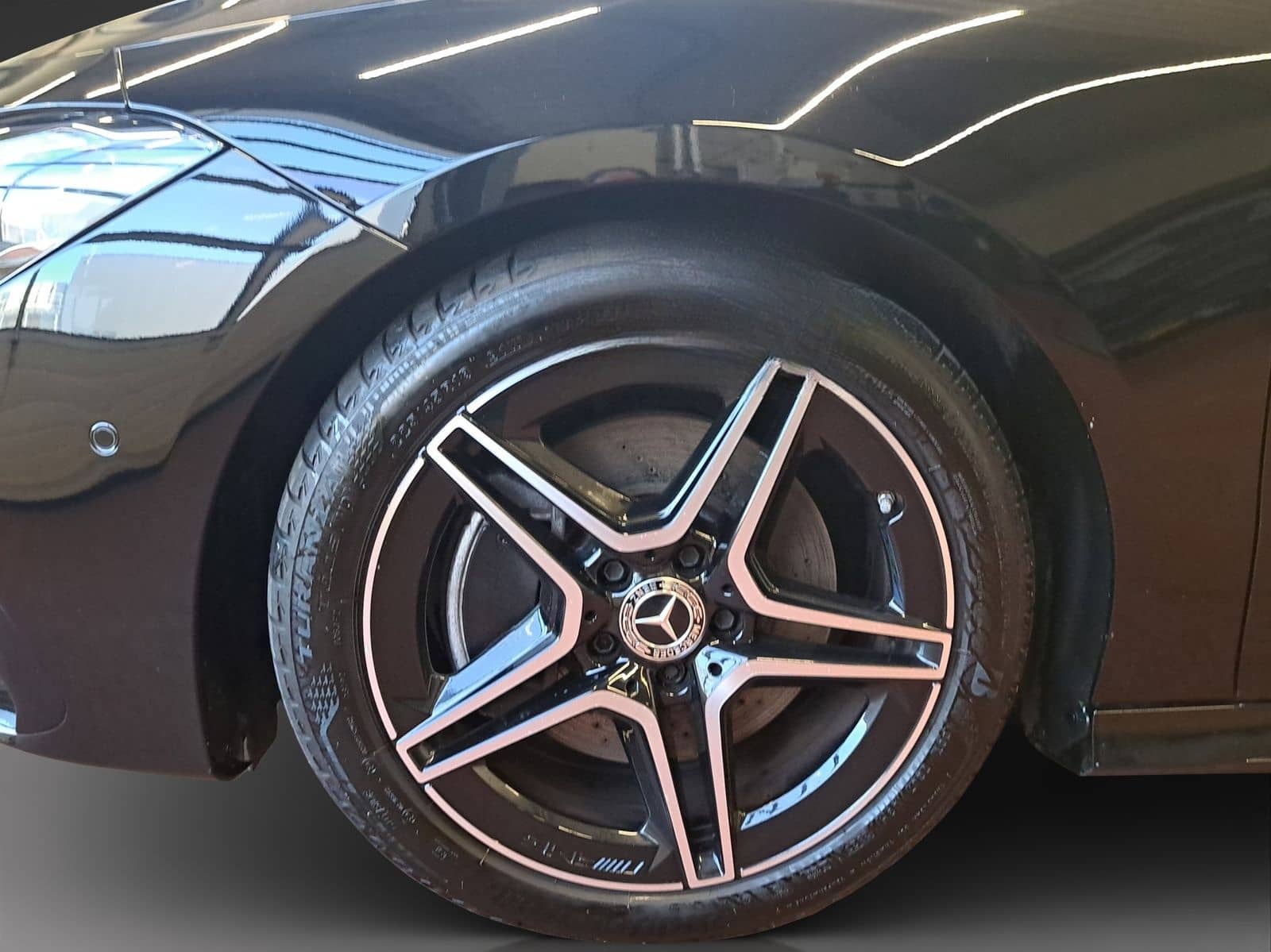 Mercedes-Benz CLA 200 Shooting Brake d AMG-Premium*NIGHT*AHK++ foto 4