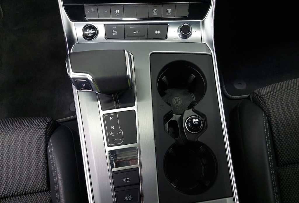 Audi A6 Avant sport 40 2.0 TDI S-tronic S line Paket foto 15