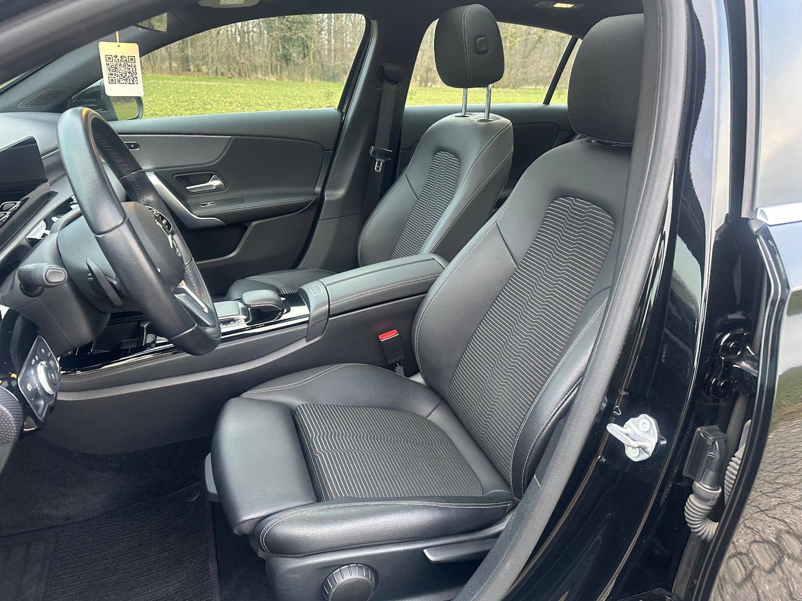 Mercedes-Benz A 200 Progressive Pano Navi Kamera LED foto 11