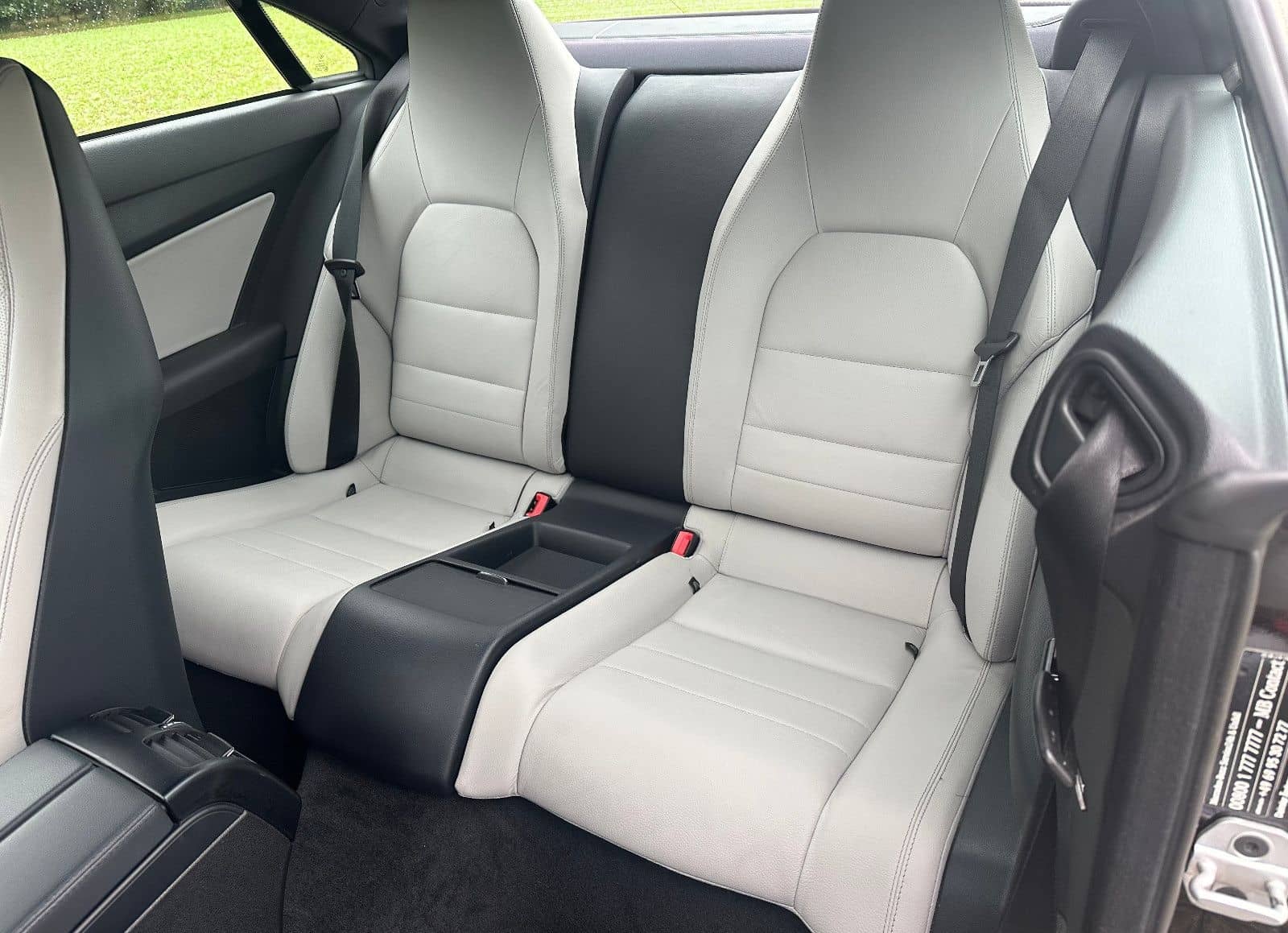 Mercedes-Benz E 350 Coupe AMG-Line Super Optik wenig km foto 13