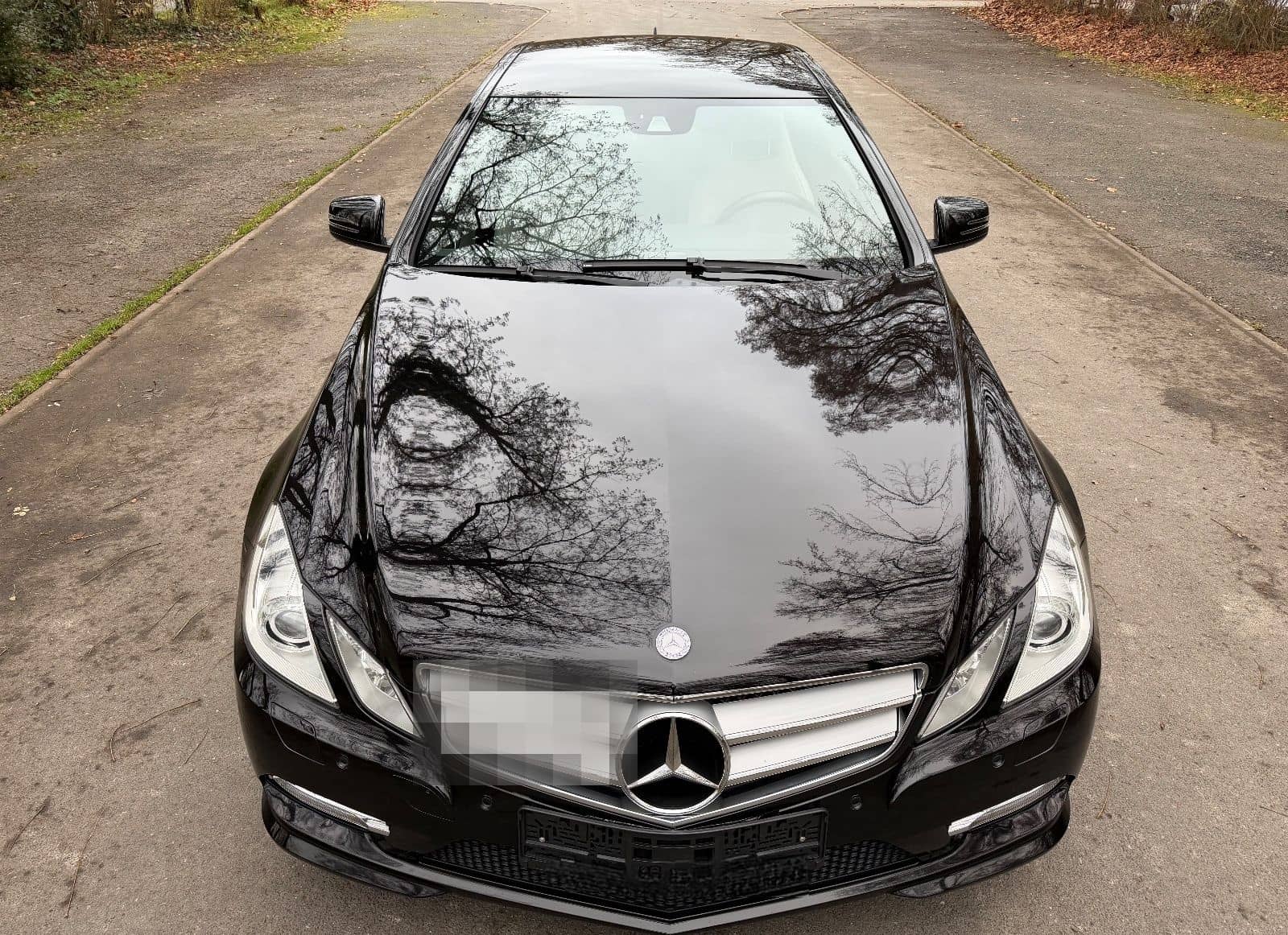 Mercedes-Benz E 350 Coupe AMG-Line Super Optik wenig km foto 3