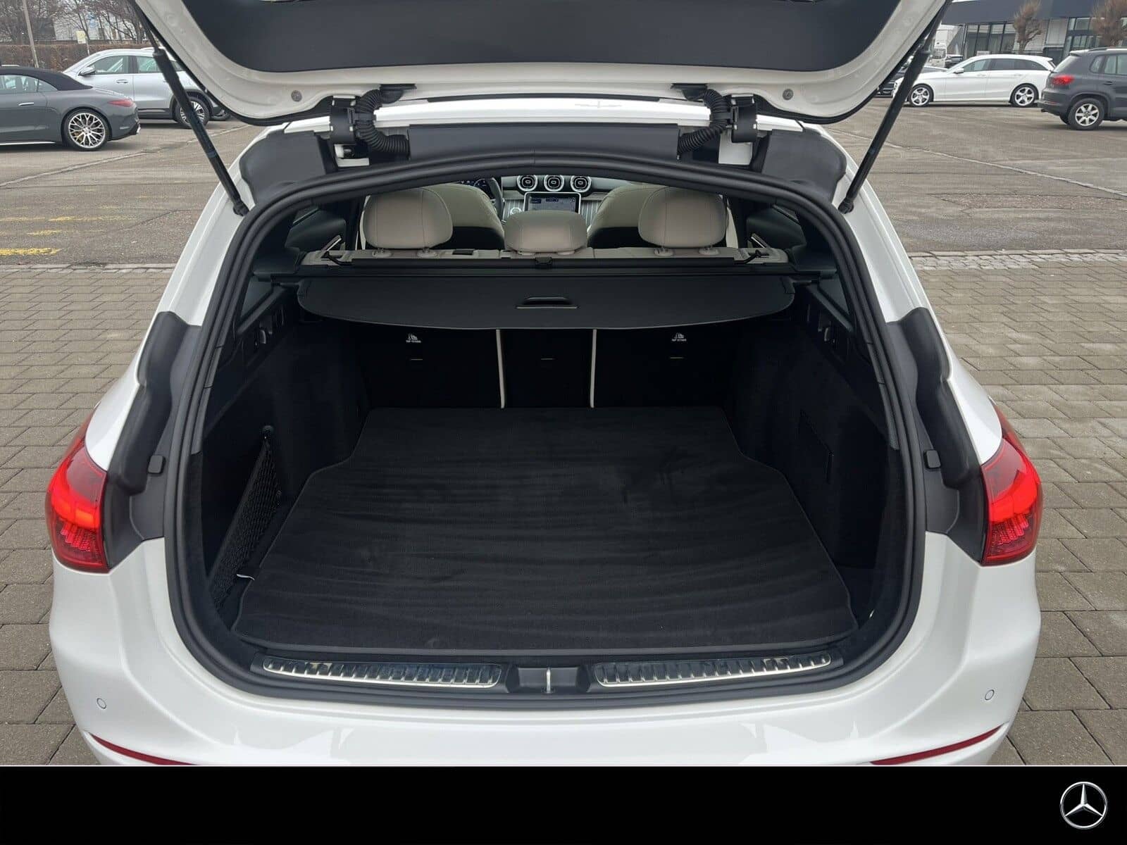 Mercedes-Benz C 220 T d 4M Avantgarde Pano 360° Standh. NP76 foto 19