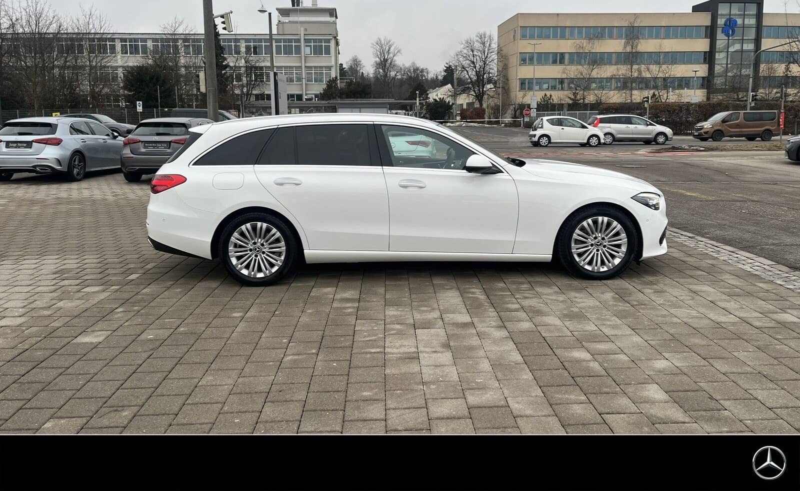 Mercedes-Benz C 220 T d 4M Avantgarde Pano 360° Standh. NP76 foto 6