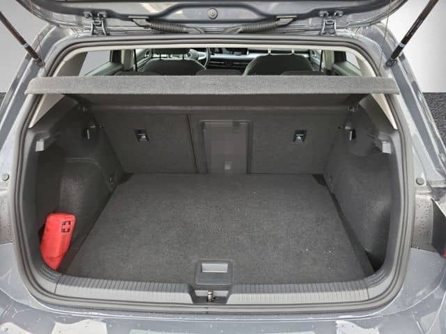 Volkswagen Golf VIII 1.5 TSI ACTIVE STANDHZ+RFK+HEAD-UP+NAV foto 7