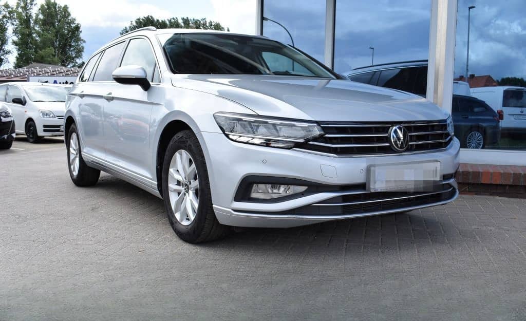 Volkswagen Passat Variant 2.0 TDI SCR Business LED-Scheinwe foto 1