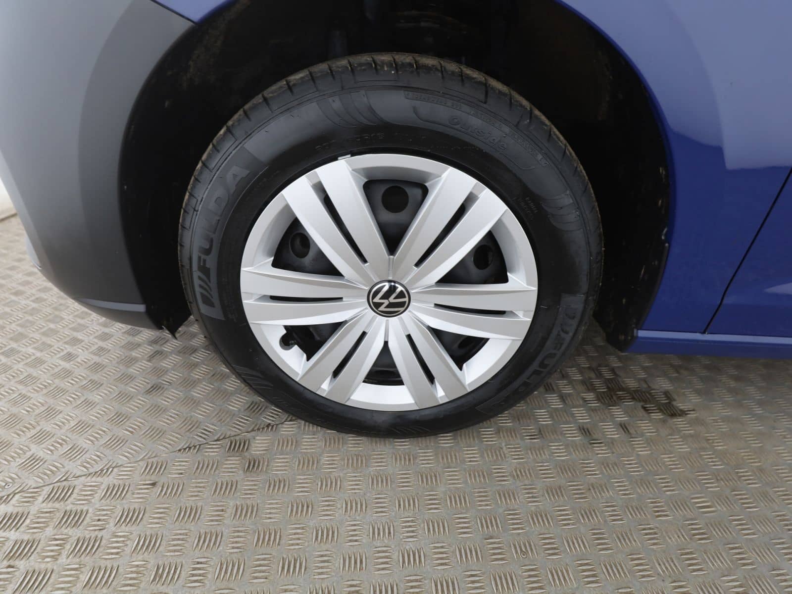 Volkswagen Caddy Cargo 2.0 TDI KR AHK+RFK+Navi+SHZ+Klima+Bl foto 11