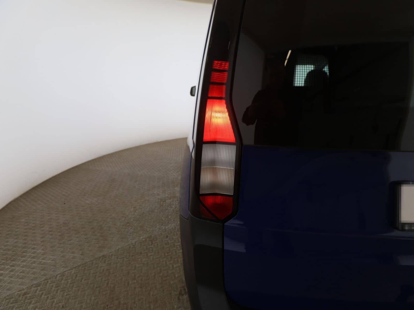 Volkswagen Caddy Cargo 2.0 TDI KR AHK+RFK+Navi+SHZ+Klima+Bl foto 19