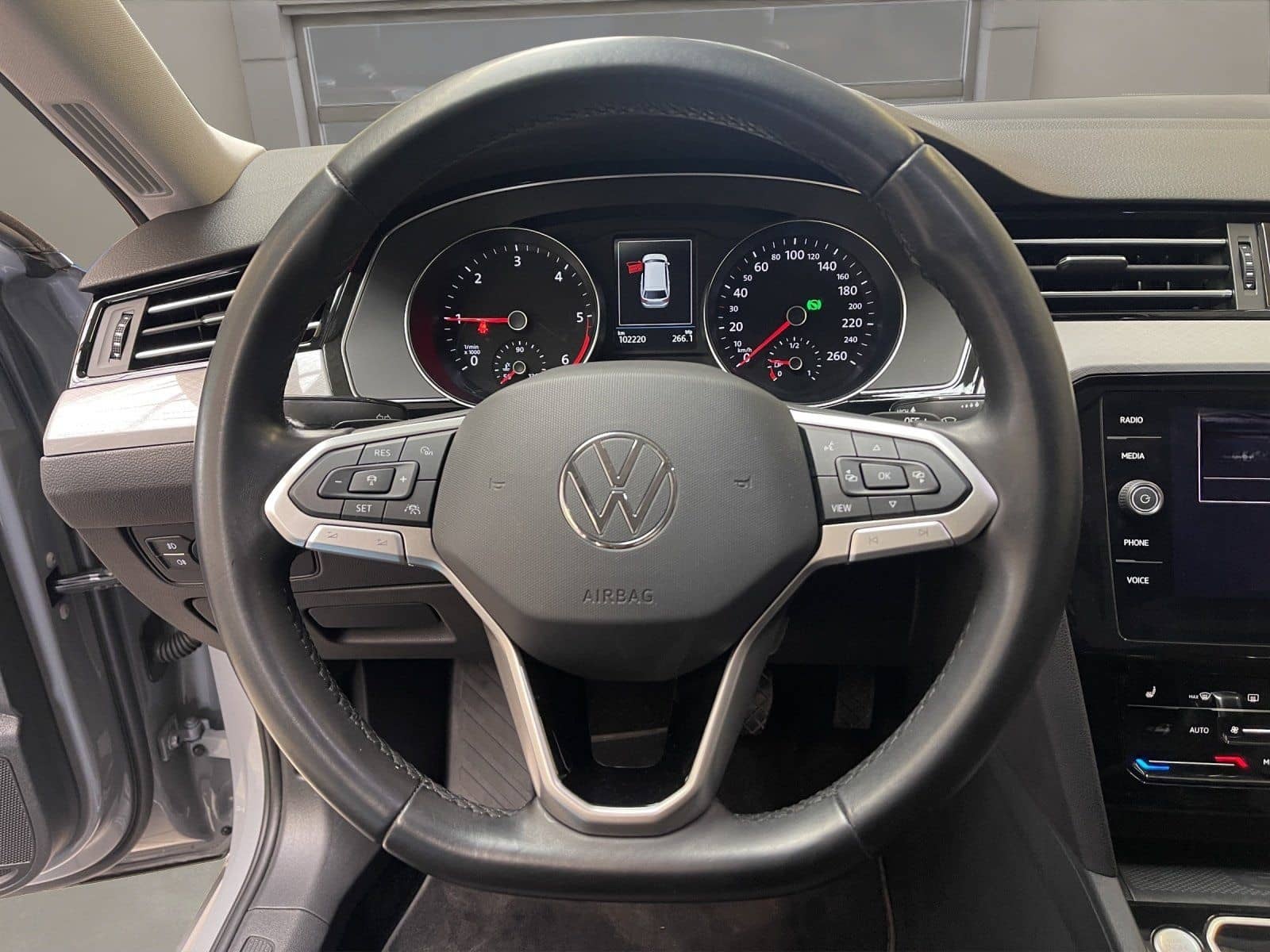 Volkswagen Passat Variant 2.0 TDI BMT Business ACC AHK AUT foto 11