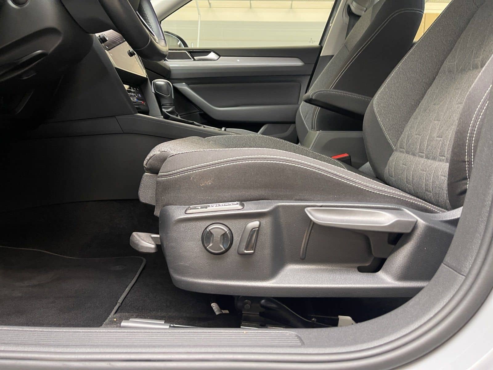 Volkswagen Passat Variant 2.0 TDI BMT Business ACC AHK AUT foto 10