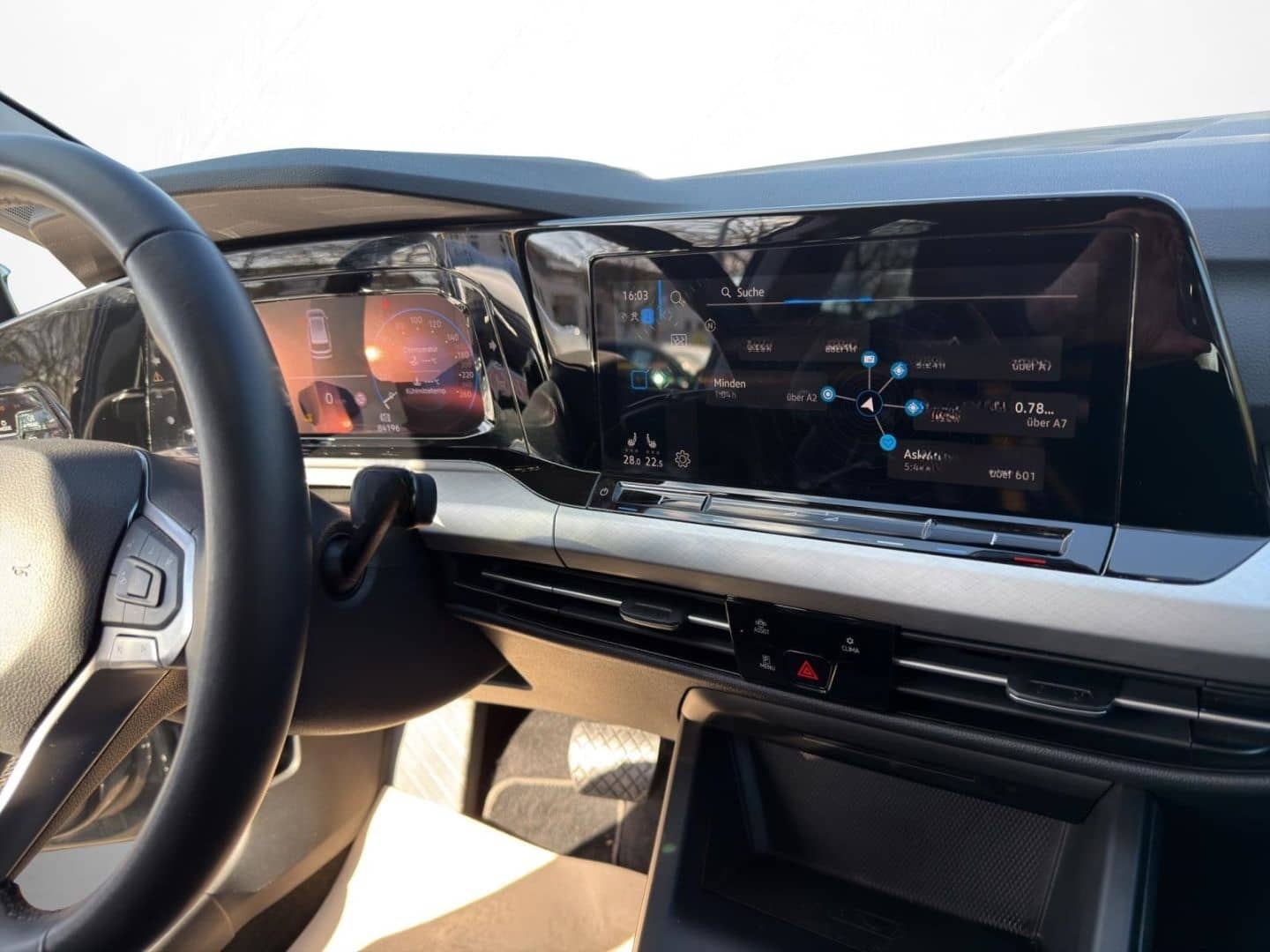 Volkswagen Golf VIII 2.0 TDI Life Navi Digitales Cockpit LE foto 13