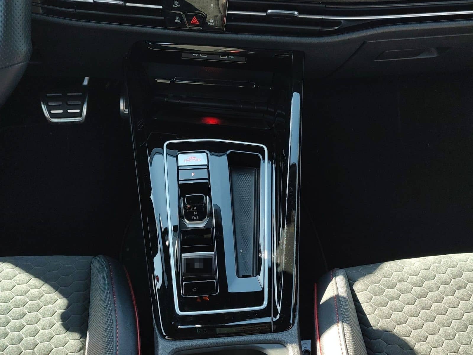 Volkswagen Golf GTI VIII 2.0 TSI  Clubsport DSG* Navi*Kamer foto 9