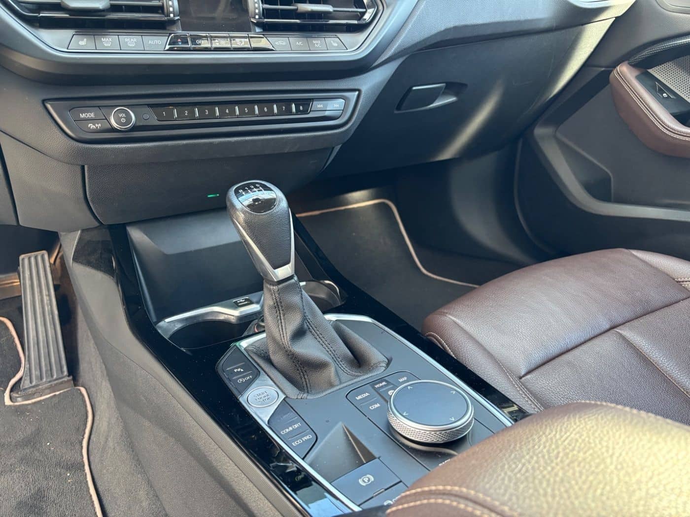 BMW 118i Limousine Luxury Line 2 JAHRE GARANTIE foto 12