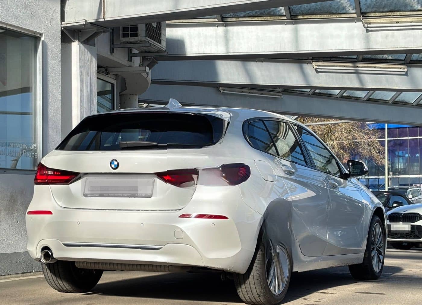 BMW 118i Limousine Luxury Line 2 JAHRE GARANTIE foto 4