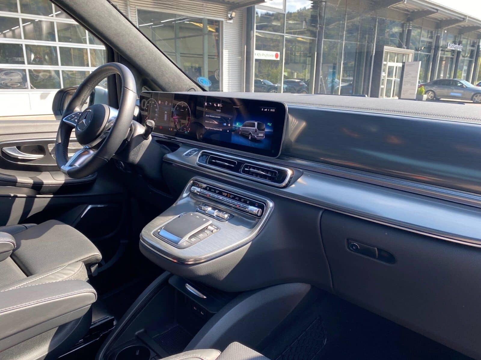 Mercedes-Benz V 300 d 4M EXCLUSIVE LANG AIRMAT*PANO*DISTR*STHZ foto 20