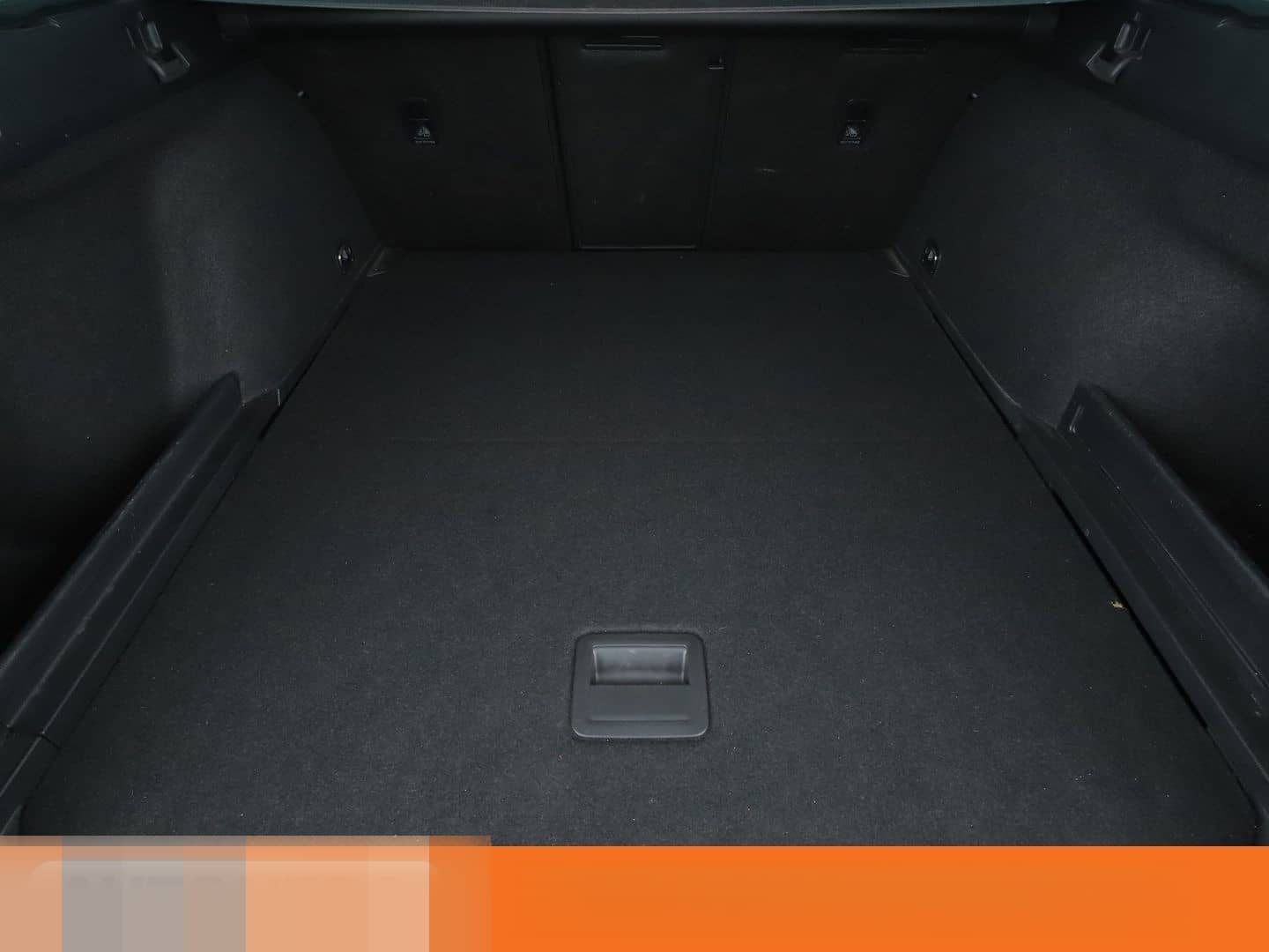 Volkswagen Passat 2.0 TSI Business Aut.*NAVI*HEAD-UP*360CAM foto 18