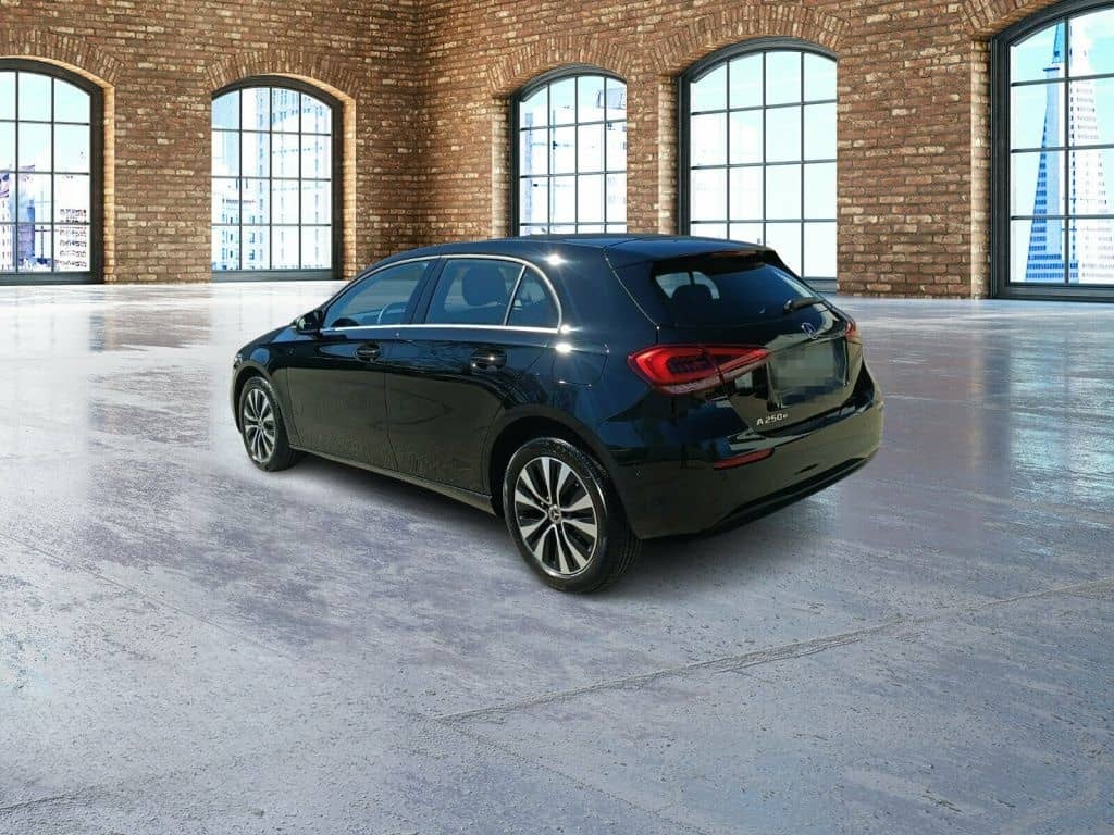 Mercedes-Benz A 250 e AUT KlimaA LED LM Navi PDC ParkAss SHZ foto 7