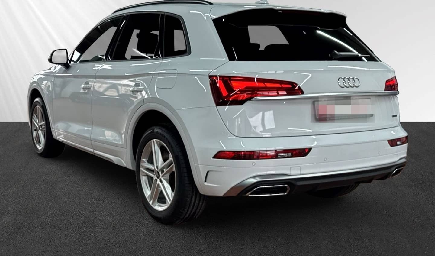 Audi Q5 50 TFSI e S line qu tro AHK+Kamera+Matrix+Pan foto 3