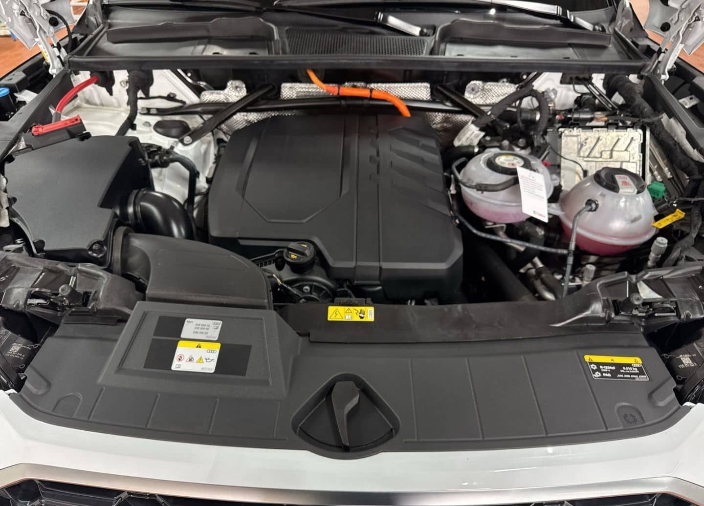 Audi Q5 50 TFSI e S line qu tro AHK+Kamera+Matrix+Pan foto 7