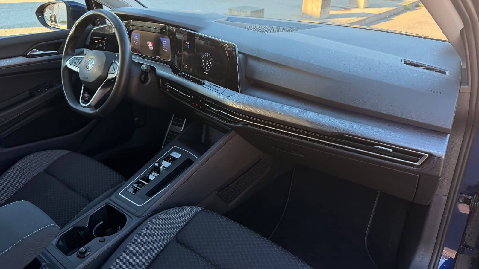 Volkswagen Golf VIII Lim. Active /LED/Autom./ACC foto 15