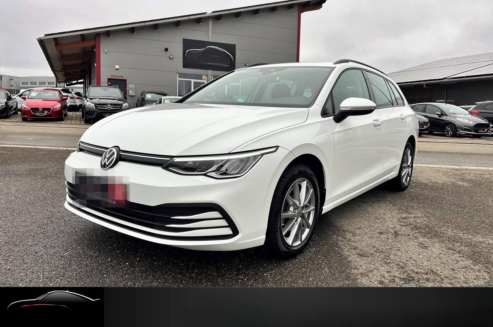 Volkswagen Golf VIII Variant Life eTSI ACC|LED|CARPLAY|NAV foto 1