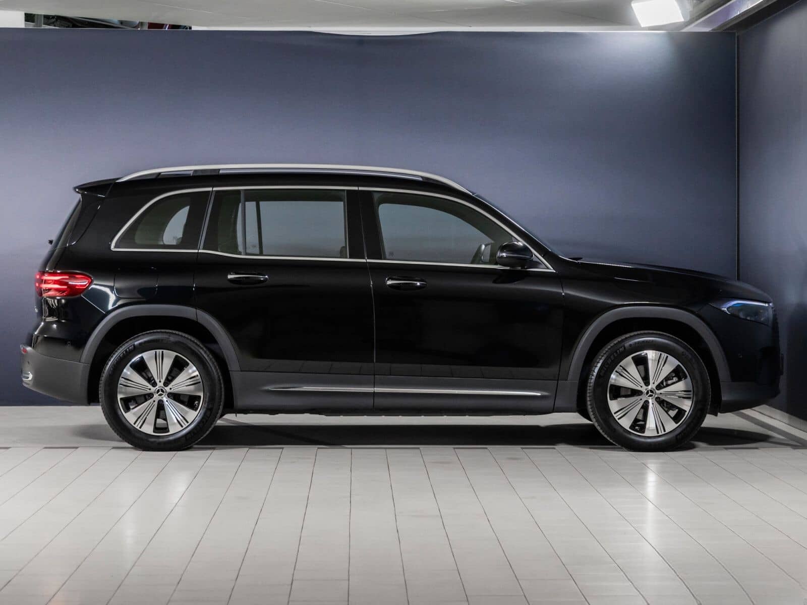 Mercedes-Benz EQB 350 4M Progressive LED/Kamera/Adv.Sound/SHZ foto 4