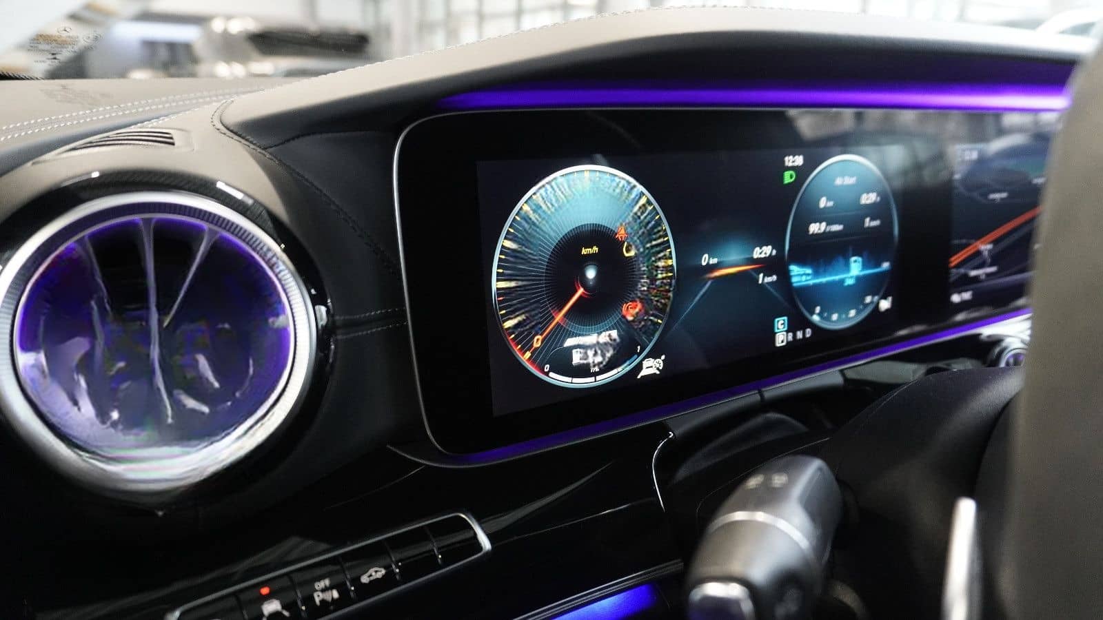 Mercedes-Benz AMG GT63 S*PANO*CARBON*NIGHT*STHZ*BURM*DESIGNO foto 25