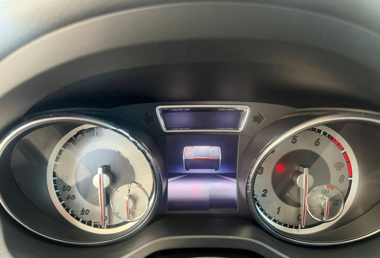 Mercedes-Benz CLA 250*AUT*NAV*PDC*KAM*XEN*SHEFT*TEMP*NUR 43TKM foto 12