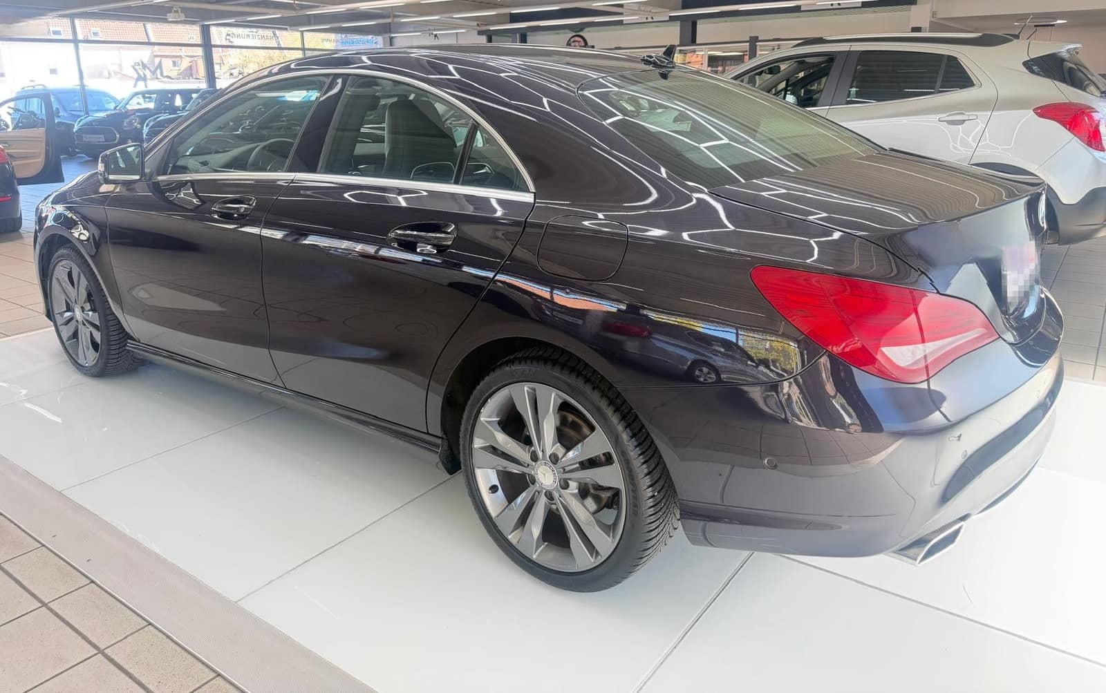 Mercedes-Benz CLA 250*AUT*NAV*PDC*KAM*XEN*SHEFT*TEMP*NUR 43TKM foto 6