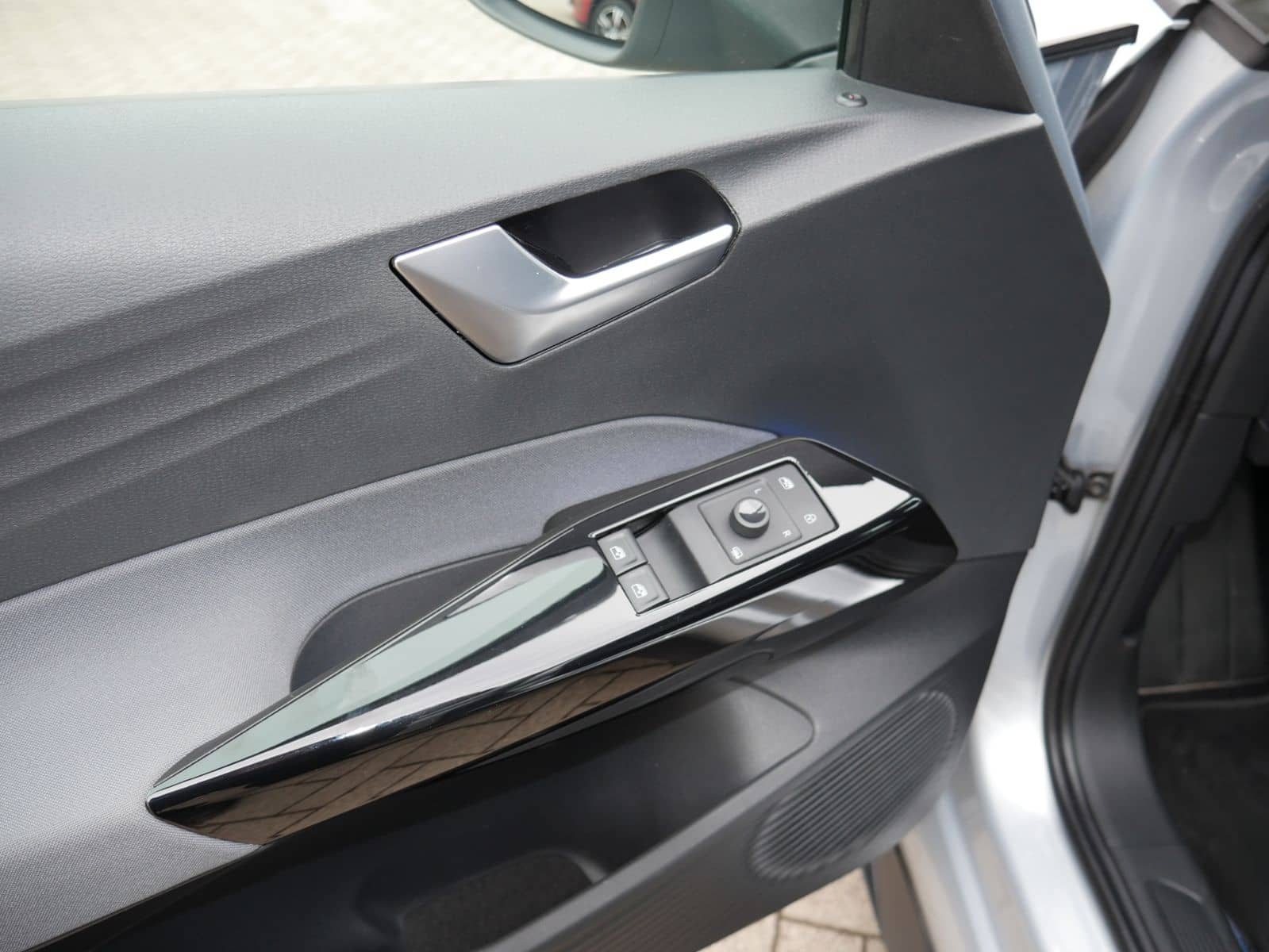 Volkswagen ID.3 Pure Performance 45 kWh NAVI LED MFL PDC AP foto 10