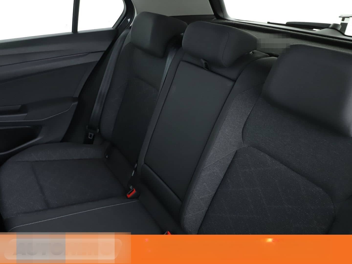 Volkswagen Golf VIII 1.5 TSI ACT Life*NAVI*ACC*PDC*SHZ*BT* foto 14