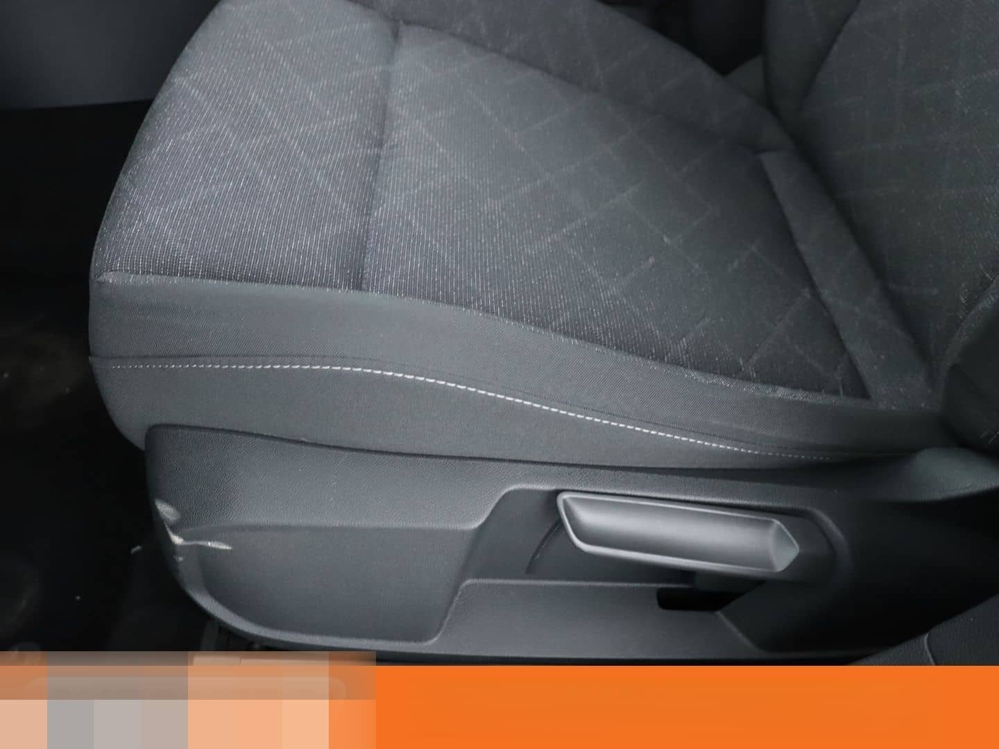 Volkswagen Golf VIII 1.5 TSI ACT Life*NAVI*ACC*PDC*SHZ*BT* foto 24