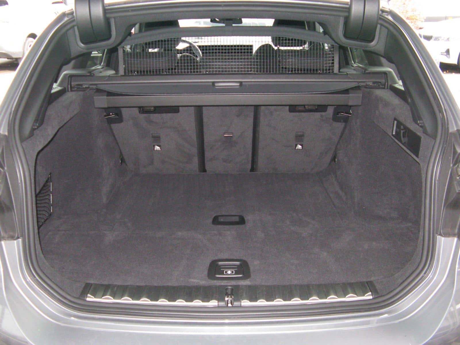 BMW 318 i M Sport Touring 360°NAVI HUD 18" -38% foto 10