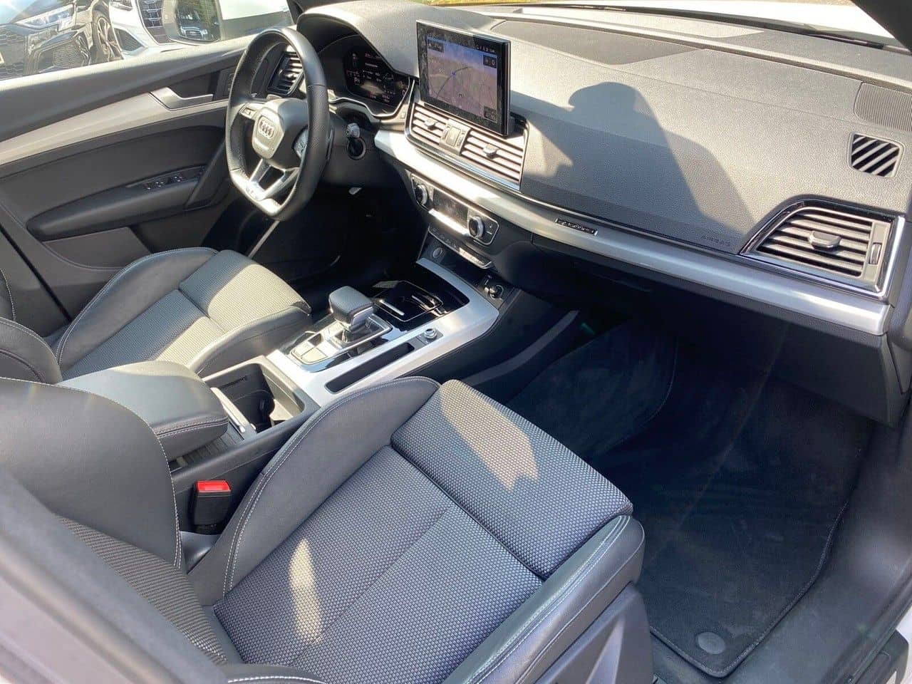 Audi Q5 40 TDI S tronic quattro S line  AHK Navi LED  foto 12