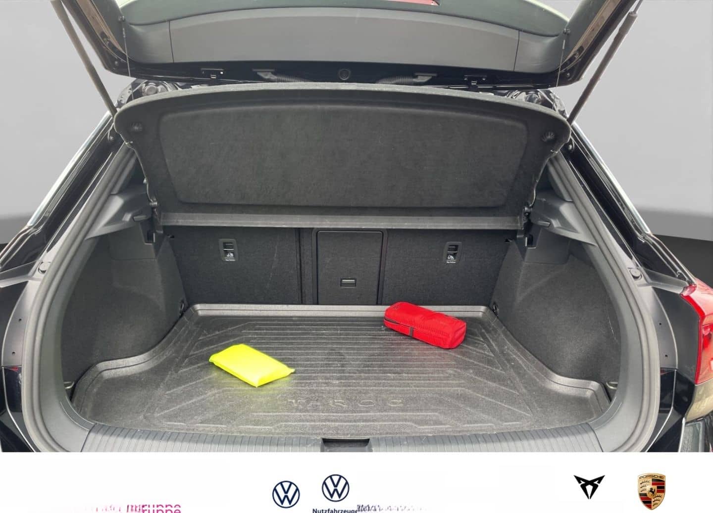 Volkswagen T-Roc R Line TSI BusinessPaket RFK Privacy ErgoA foto 17