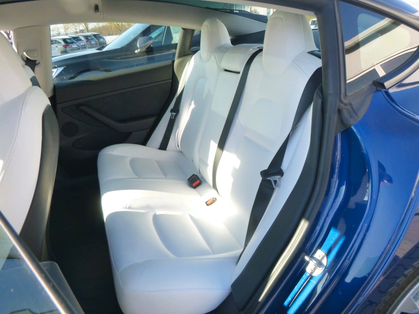 Tesla Model 3 Standard RWD >Wärmep/Autopilot/Glasdach< foto 10