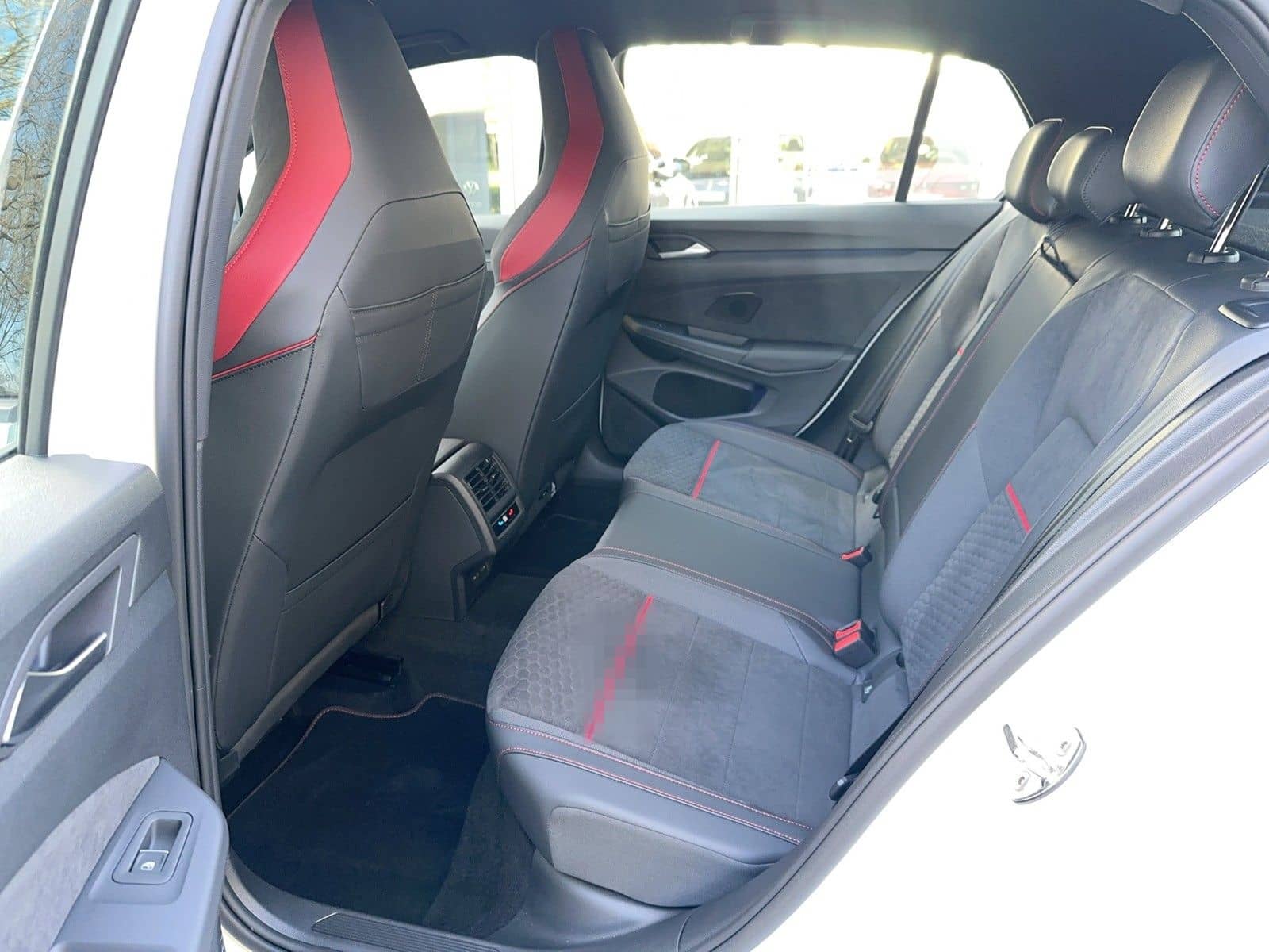 Volkswagen Golf 2.0 GTI Clubsport Matrix Navi H&K Kam LM19 foto 11