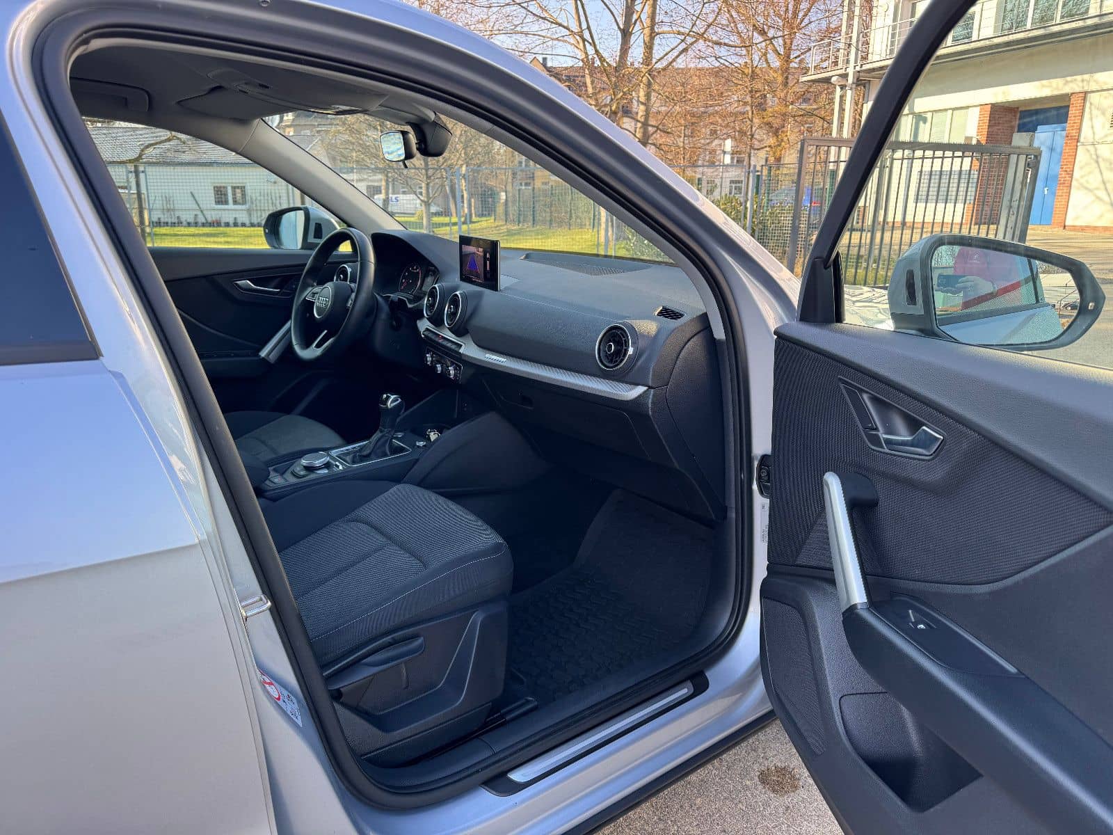 Audi Q2 35 TFSI advanced foto 16