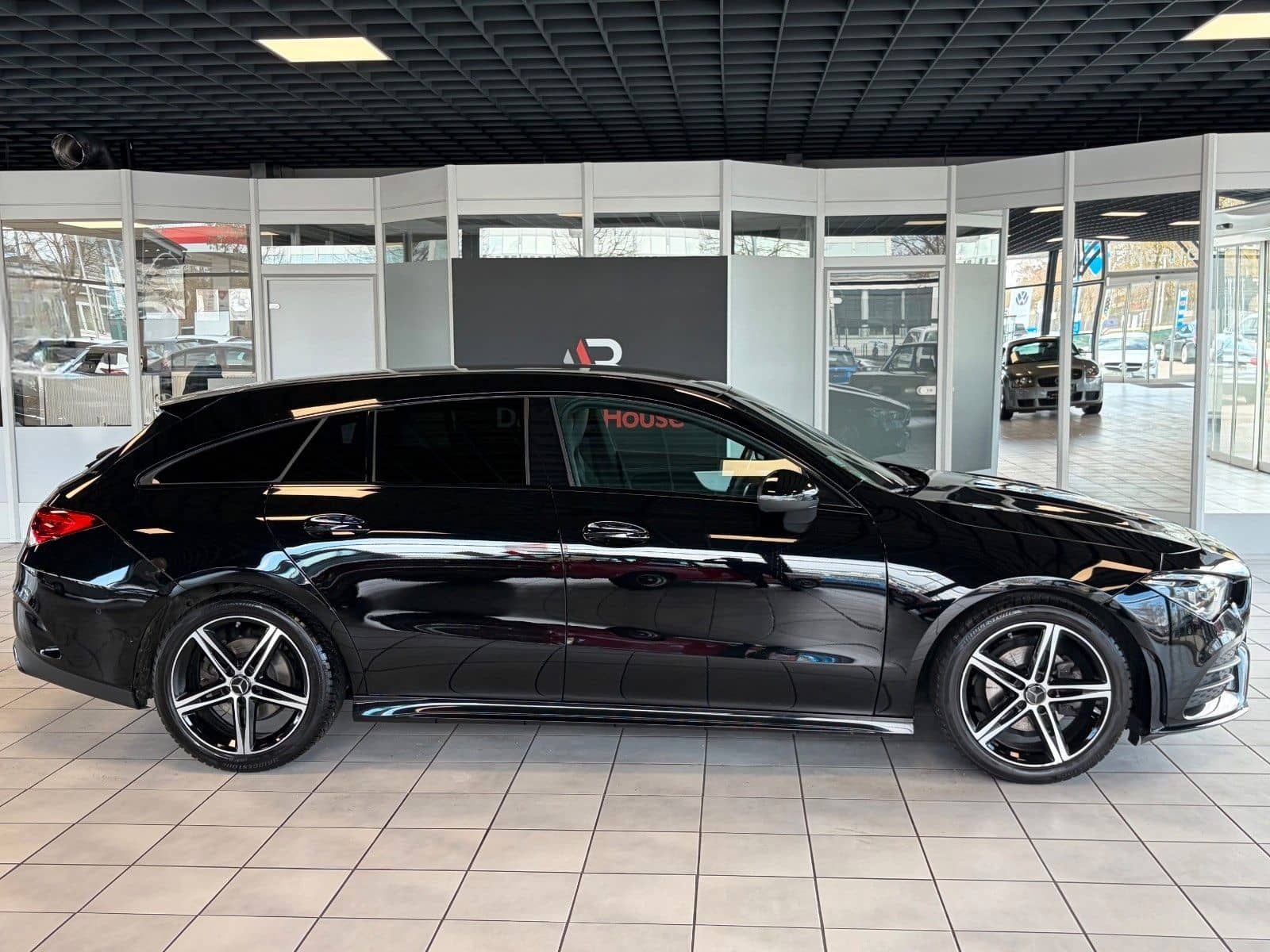 Mercedes-Benz CLA 180 SB Edition · AMG Line · Multibeam·Kamera foto 2