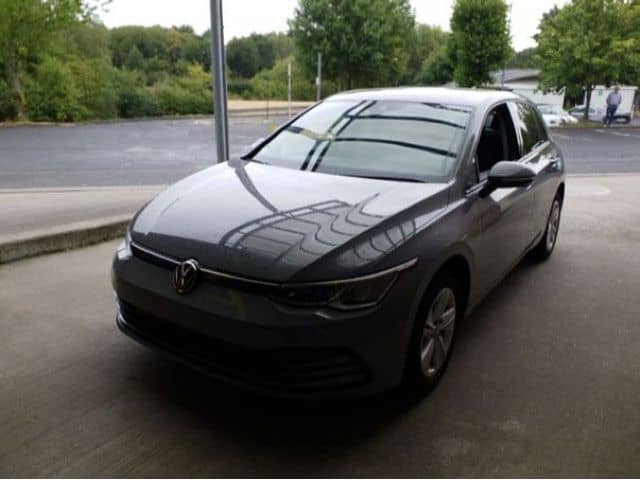 Volkswagen Golf VIII 2.0 TDI Life Navi ACC DAB+ LED FrontAs foto 2