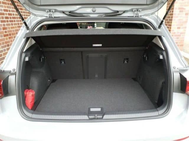 Volkswagen Golf VIII 2.0 TDI Life Navi ACC DAB+ LED FrontAs foto 5