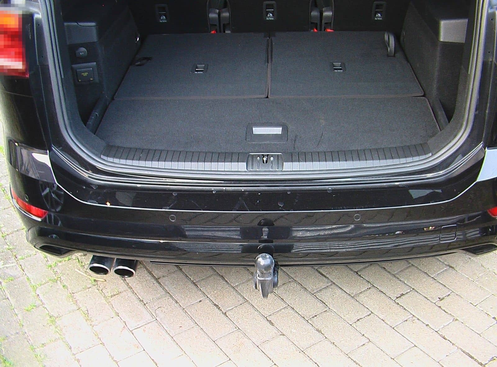 Volkswagen Touran Highline R-Line PANO*AHK*ERGO*FAMILY*7-SI foto 16