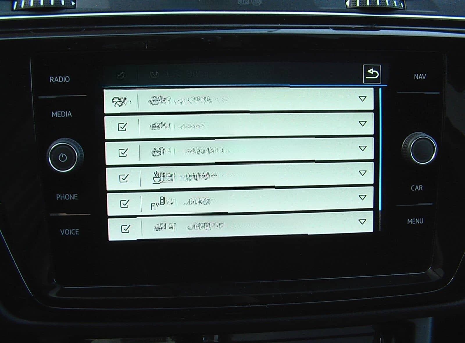 Volkswagen Touran Highline R-Line PANO*AHK*ERGO*FAMILY*7-SI foto 20