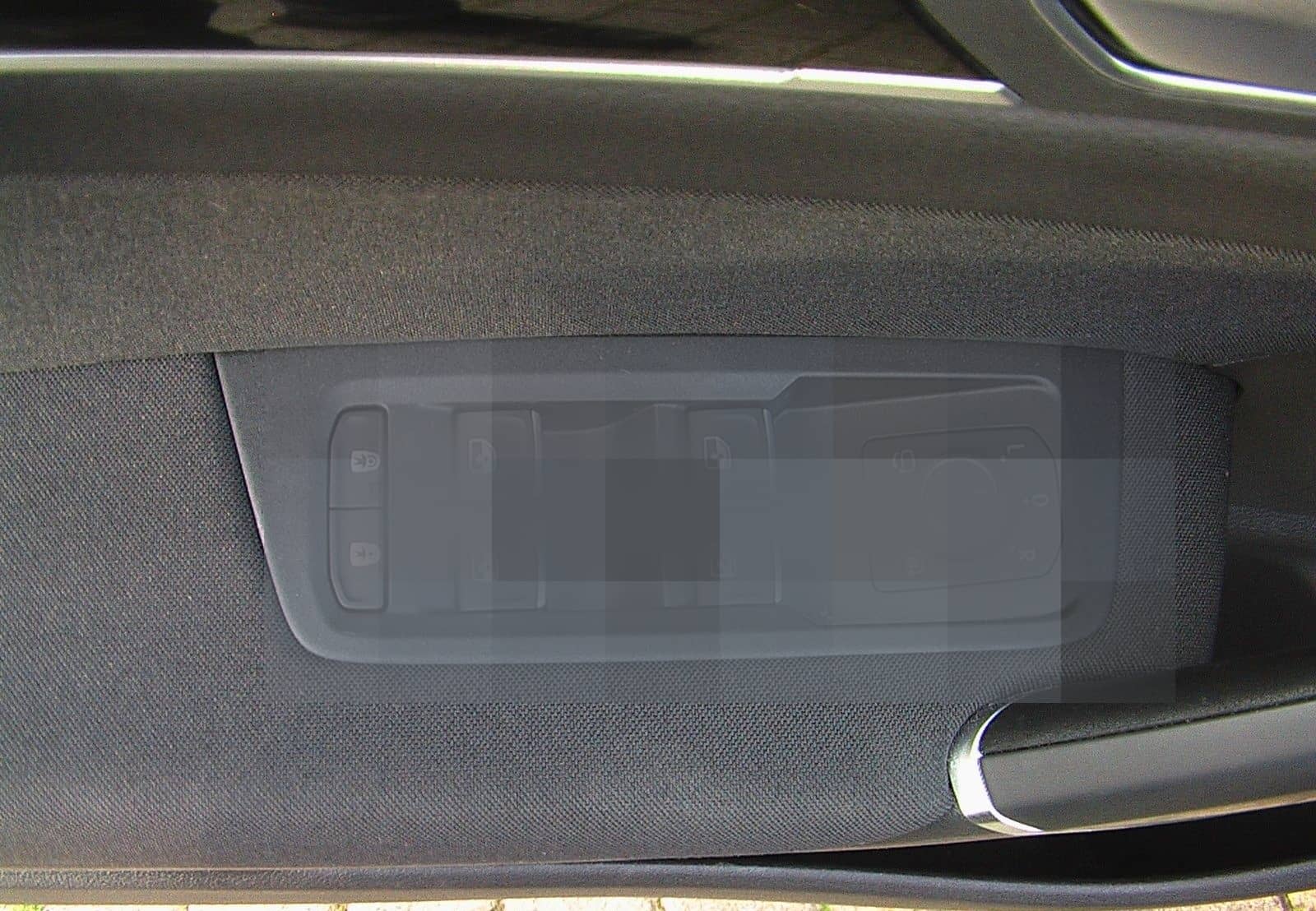 Volkswagen Touran Highline R-Line PANO*AHK*ERGO*FAMILY*7-SI foto 8