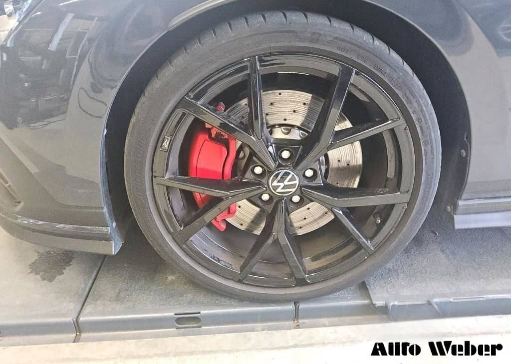 Volkswagen Golf GTI Clubsport Navi HarmanKardon LED Digital foto 4