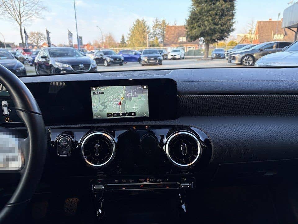 Mercedes-Benz CLA 180d Shooting Brake, Progressive , LEDER, NA foto 13