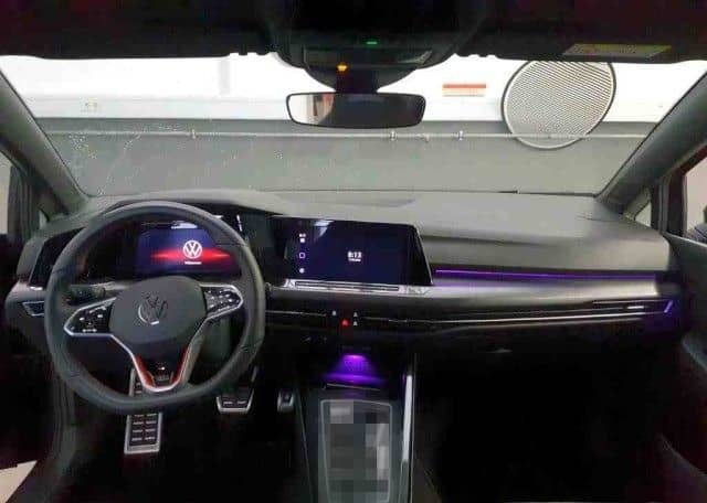 Volkswagen Golf VIII Lim. GTI Clubsport 2.0 TSI DSG SHZ+CP foto 12