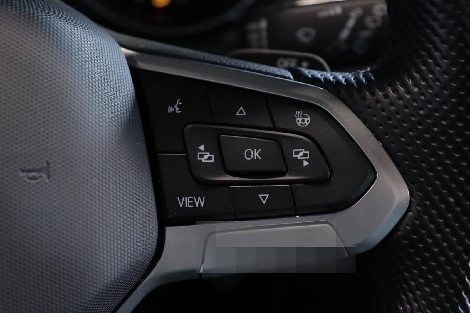 Volkswagen Passat Variant 2.0 TDI Business*R-LINE*PANO*AHK* foto 16