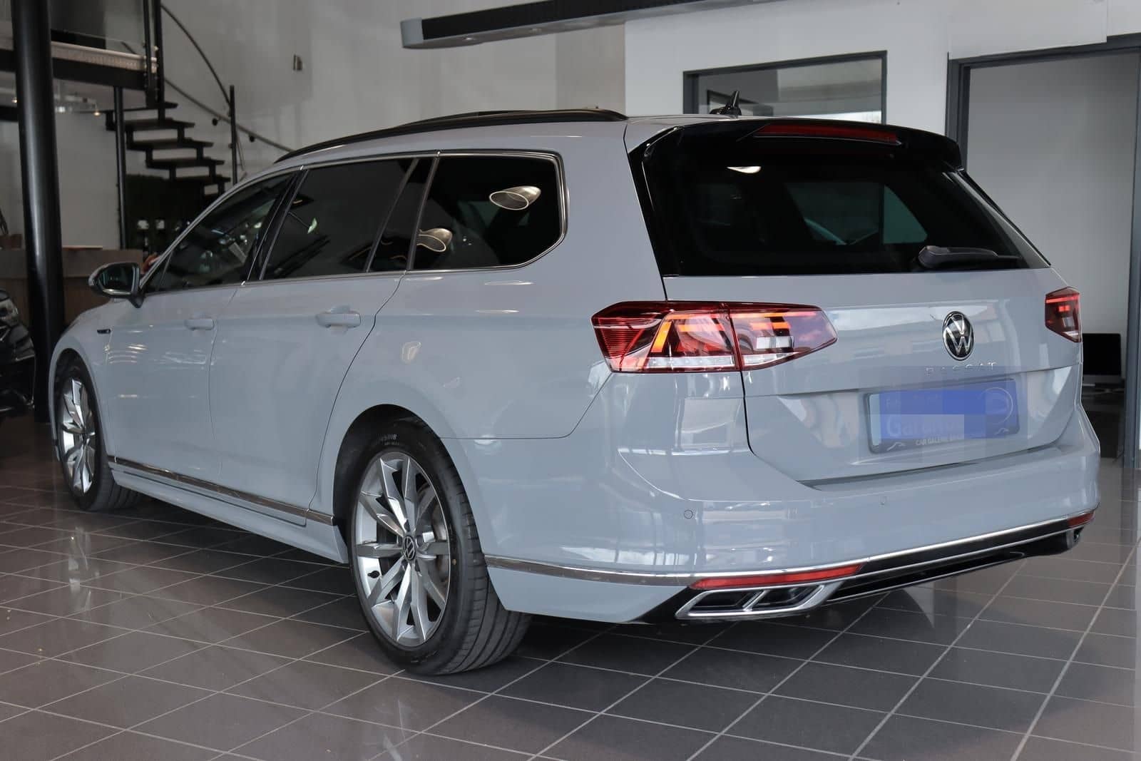 Volkswagen Passat Variant 2.0 TDI Business*R-LINE*PANO*AHK* foto 5