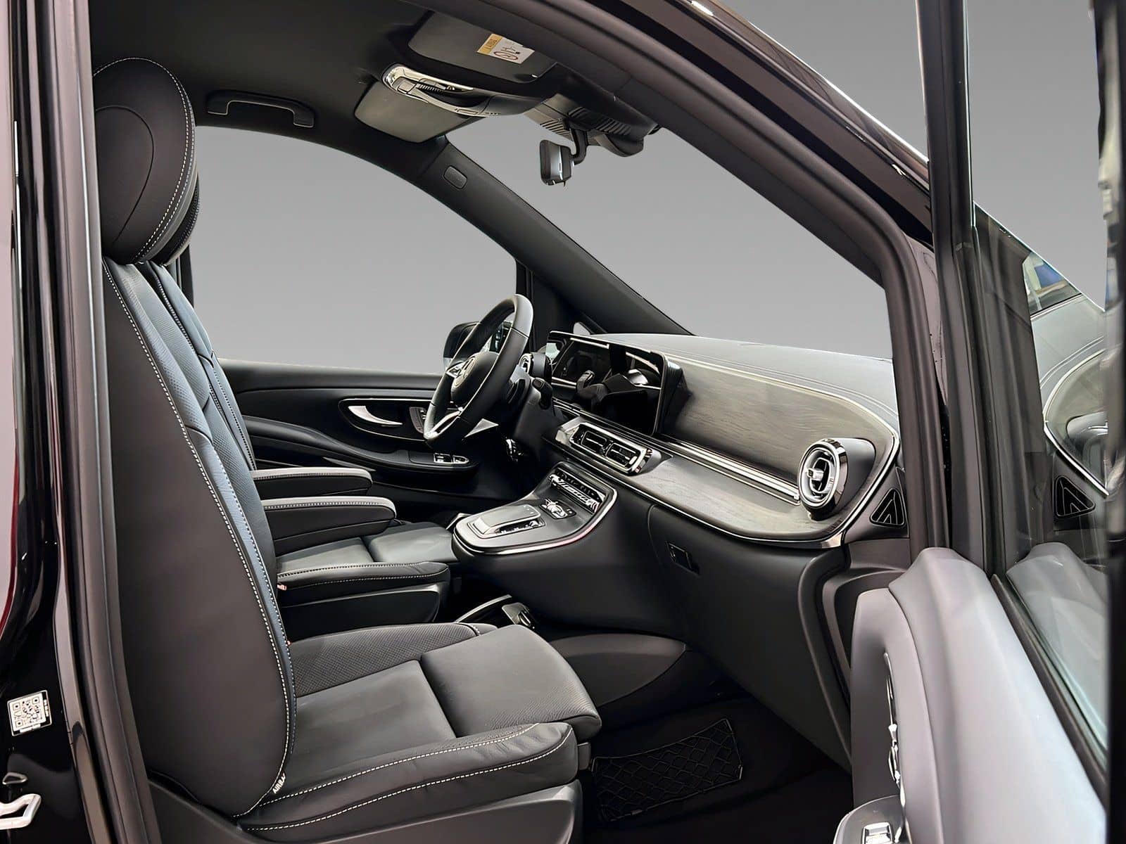 Mercedes-Benz V 300 d extralang AVANTGARDE+AMG+DISTR+Burmester foto 14