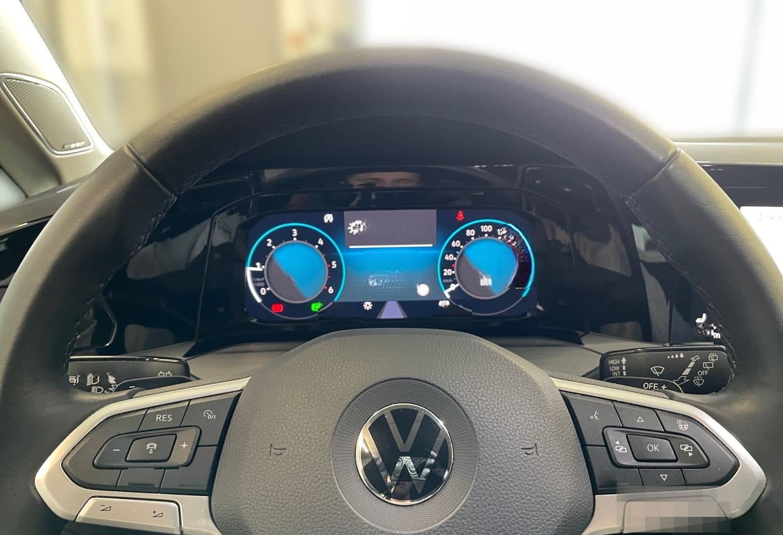 Volkswagen Golf VIII Variant 2.0 TDI Style *LED*HARMAN*KAME foto 10